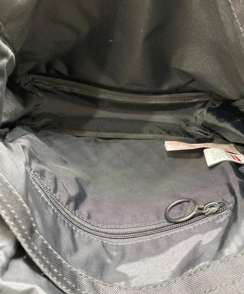 LACOSTE（ラコステ）LACOSTE (ラコステ) Supreme (シュプリーム) 19AW Small Messenger Bag ブラックの古着・服飾アイテム