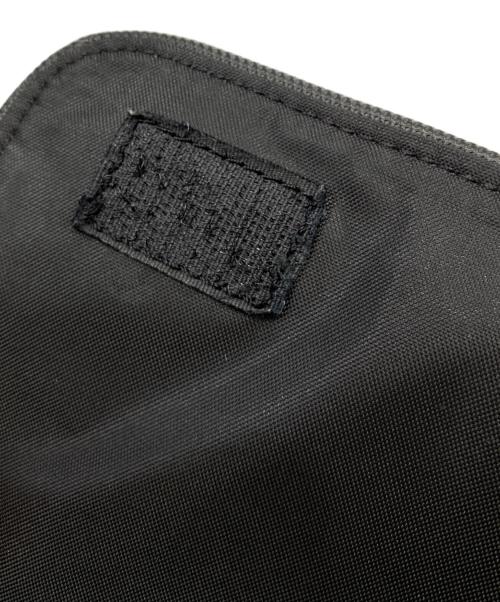 LACOSTE（ラコステ）LACOSTE (ラコステ) Supreme (シュプリーム) 19AW Small Messenger Bag ブラックの古着・服飾アイテム