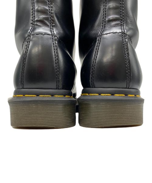 Dr.Martens（ドクターマーチン）Dr.Martens (ドクターマーチン) 8ホールブーツ ブラック サイズ:不明の古着・服飾アイテム