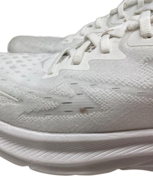 HOKAONEONE（ホカオネオネ）HOKAONEONE (ホカオネオネ) CLIFTON 10 ホワイト サイズ:28㎝の古着・服飾アイテム