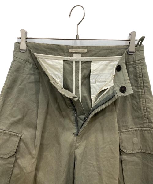 BLURHMS（ブラームス）BLURHMS (ブラームス) Washed Gabardine Super Wide 6P Slacks グリーン サイズ:2の古着・服飾アイテム