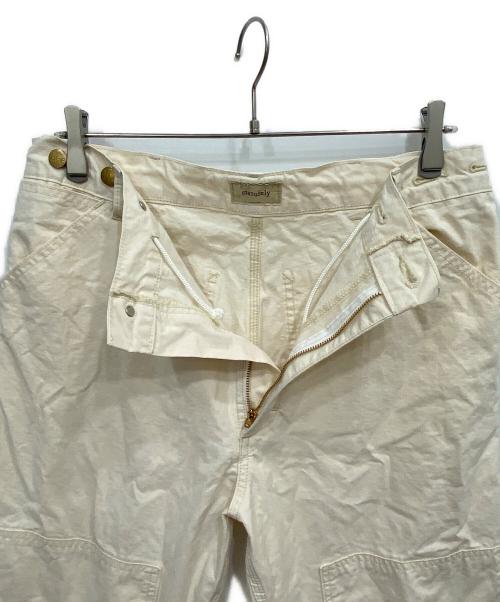 LEE（リー）LEE (リー) maturely (マチュアリー) ツイルダブルニーペインターパンツ ベージュ サイズ:XSの古着・服飾アイテム