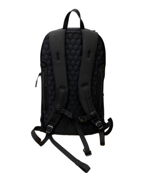 WEXLEY（ウェクスレイ）WEXLEY (ウェクスレイ) SHELDRAKE BACKPACK ブラックの古着・服飾アイテム