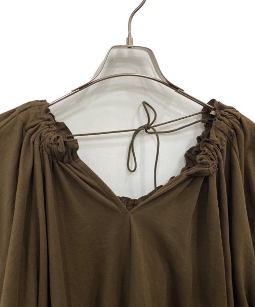 OUD（ウード）OUD (ウード) Revealing gather dress ブラウン サイズ:FREEの古着・服飾アイテム