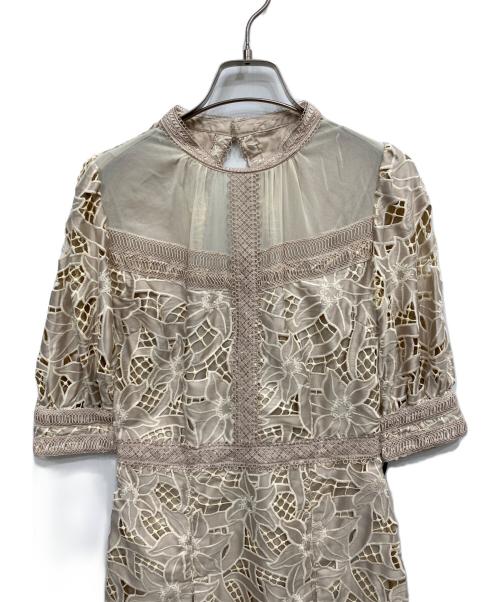 Lily Brown（リリーブラウン）Lily Brown (リリーブラウン) フラワーレースワンピース ベージュ サイズ:1の古着・服飾アイテム