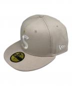 SUPREME×New Eraシュプリーム×ニューエラ）の古着「Gold Cross Logo Cap」｜ベージュ