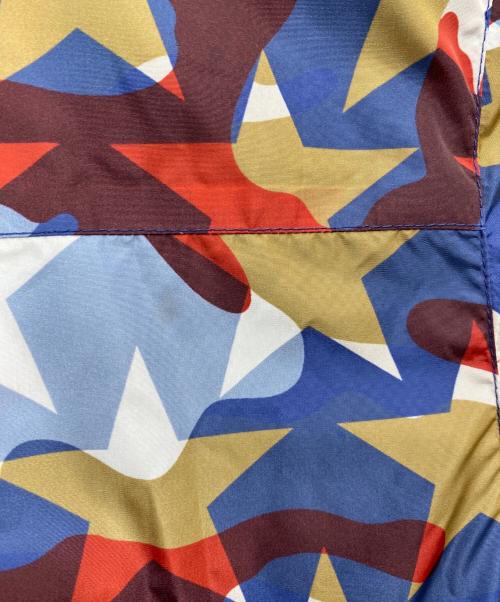 VALENTINO（ヴァレンティノ）VALENTINO (ヴァレンティノ) 星迷彩フーデッドジャケット マルチカラー サイズ:34の古着・服飾アイテム