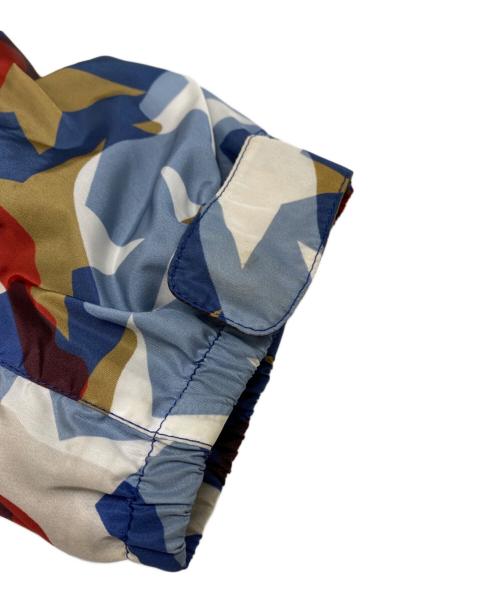 VALENTINO（ヴァレンティノ）VALENTINO (ヴァレンティノ) 星迷彩フーデッドジャケット マルチカラー サイズ:34の古着・服飾アイテム