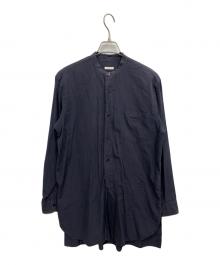 COMOLI（コモリ）の古着「バンドカラーコットンボタンロングシャ」｜ネイビー