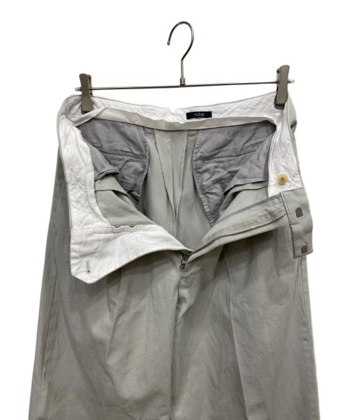 YLEVE（イレーヴ）YLEVE (イレーヴ) タックパンツ グレー サイズ:4の古着・服飾アイテム