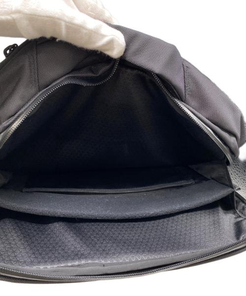 THE NORTH FACE（ザ ノース フェイス）THE NORTH FACE (ザ ノース フェイス) シャトルデイパック ブラックの古着・服飾アイテム