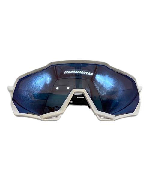 OAKLEY（オークリー）OAKLEY (オークリー) サングラス ホワイトの古着・服飾アイテム