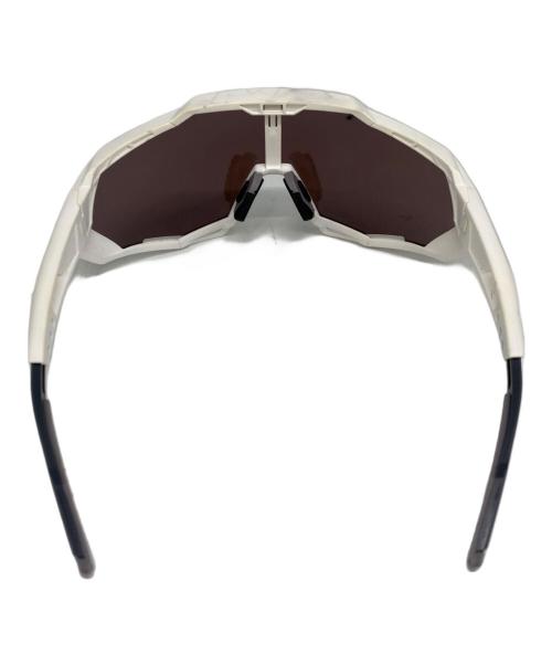 OAKLEY（オークリー）OAKLEY (オークリー) サングラス ホワイトの古着・服飾アイテム