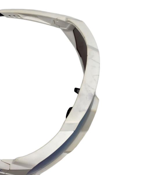 OAKLEY（オークリー）OAKLEY (オークリー) サングラス ホワイトの古着・服飾アイテム