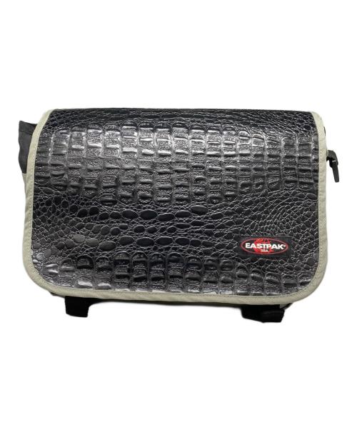 EASTPAK（イーストパック）EASTPAK (イーストパック) メッセンジャーバッグ グリーンの古着・服飾アイテム