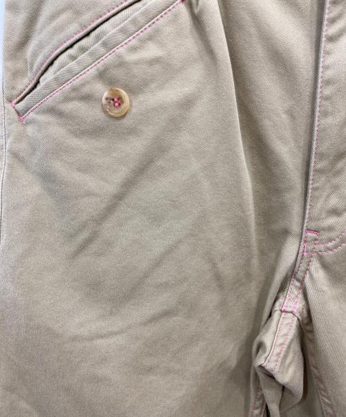 COMME des GARCONS HOMME PLUS（コムデギャルソンオムプリュス）COMME des GARCONS HOMME PLUS (コムデギャルソンオムプリュス) 製品洗い加工ピンクステッチパンツ ベージュ サイズ:Sの古着・服飾アイテム