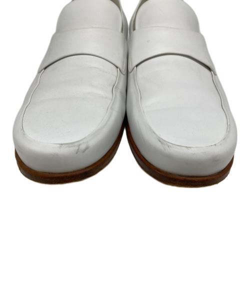 LOUIS VUITTON（ルイ ヴィトン）LOUIS VUITTON (ルイ ヴィトン) ローファー ホワイト サイズ:6　1/2の古着・服飾アイテム