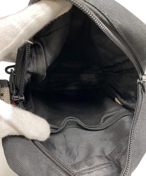 SUPREME（シュプリーム）Supreme (シュプリーム) ショルダーバッグ ブラックの古着・服飾アイテム