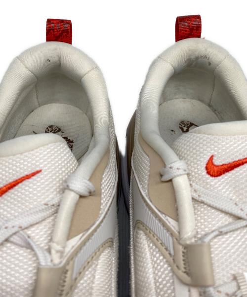 NIKE（ナイキ）NIKE (ナイキ) W AIR MAX BLISS SE PALE IVORY/PICANTE RED-SUMMIT WHITE ホワイト サイズ:29㎝の古着・服飾アイテム