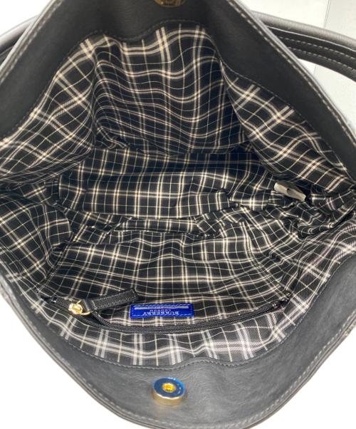 BURBERRY BLUE LABEL（バーバリーロンドンブルーレーベル）BURBERRY BLUE LABEL (バーバリーロンドンブルーレーベル) レザーワンショルダーバッグ ブラックの古着・服飾アイテム