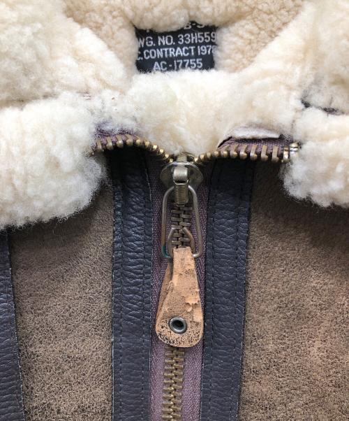 AVIREX（アヴィレックス）AVIREX (アヴィレックス) B-3 ムートンジャケット ブラウン サイズ:42の古着・服飾アイテム