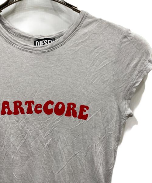 DIESEL（ディーゼル）DIESEL (ディーゼル) T-recup-b2 Slogan-print T-shirt グレー サイズ:XSの古着・服飾アイテム