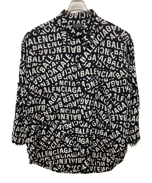 BALENCIAGA（バレンシアガ）BALENCIAGA (バレンシアガ) 総柄ロゴプリントオーバーシャツ ブラック サイズ:37の古着・服飾アイテム