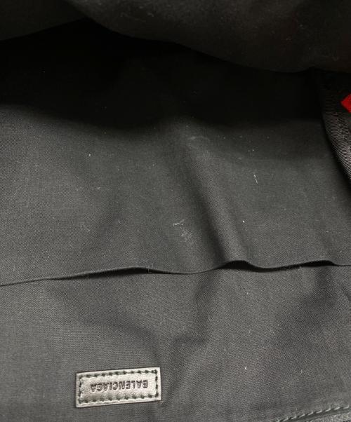 BALENCIAGA（バレンシアガ）BALENCIAGA (バレンシアガ) EXPLORER BACKPACK レッドの古着・服飾アイテム