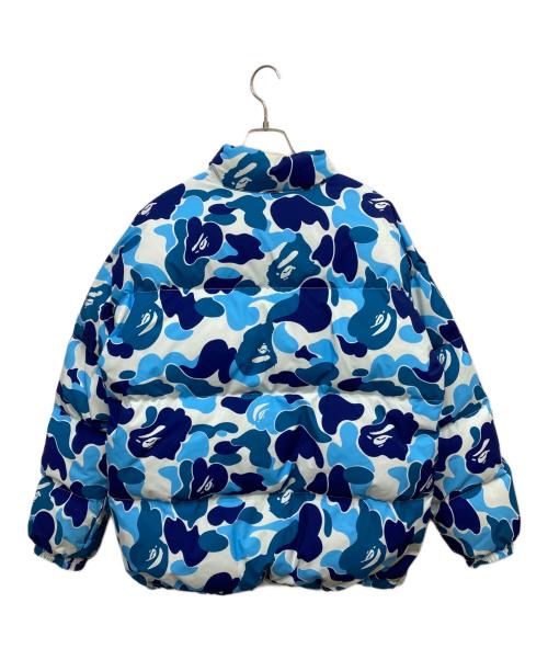 A BATHING APE（ア ベイシング エイプ）A BATHING APE (ア ベイシング エイプ) ABC CAMO REVERSIBLE DOWN JACKET ブルー サイズ:Ｌの古着・服飾アイテム