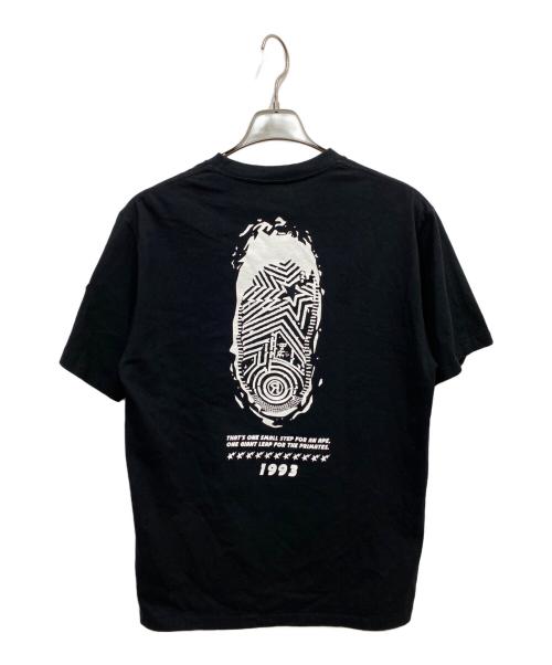 A BATHING APE（アベイシングエイプ）A BATHING APE (ア ベイシング エイプ) プリントTシャツ ブラック サイズ:Lの古着・服飾アイテム