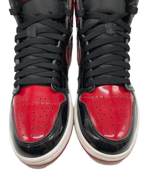 NIKE（ナイキ）NIKE (ナイキ) AIR JORDAN 1 RETRO HIGH OG BRED PATENT レッド×ブラック サイズ:27.5㎝の古着・服飾アイテム
