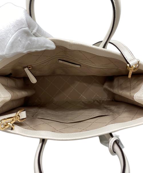 MICHAEL KORS（マイケル・コース）MICHAEL KORS (マイケルコース) ロゴトートバッグ アイボリーの古着・服飾アイテム