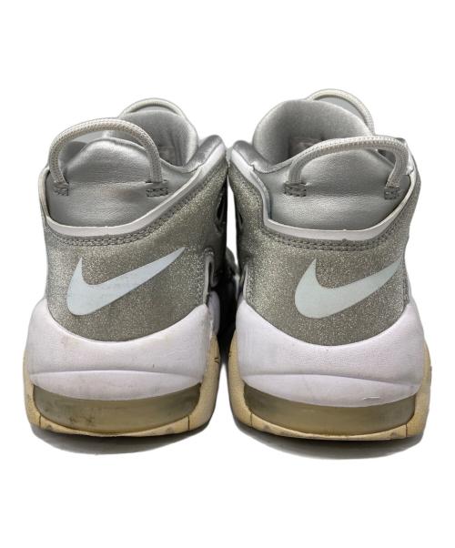 NIKE（ナイキ）NIKE (ナイキ) WMNS AIR MORE UPTEMPO 'LOUD AND CLEAR' シルバー サイズ:25.5㎝の古着・服飾アイテム