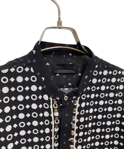 DIESEL Black Gold（ディーゼル ブラック ゴールド）DIESEL Black Gold (ディーゼル ブラック ゴールド) 総柄スタッズブラウス ブラック サイズ:38の古着・服飾アイテム