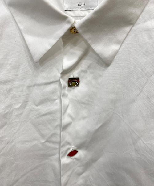 PAUL SMITH（ポールスミス）Paul Smith (ポールスミス) CHARM & PICTURE BUTTON SHIRT ホワイト サイズ:Ｌの古着・服飾アイテム
