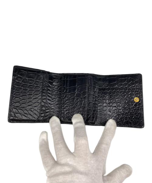 A.P.C.（アーペーセー）A.P.C. (アーペーセー) 型押し3つ折り財布 ブラックの古着・服飾アイテム