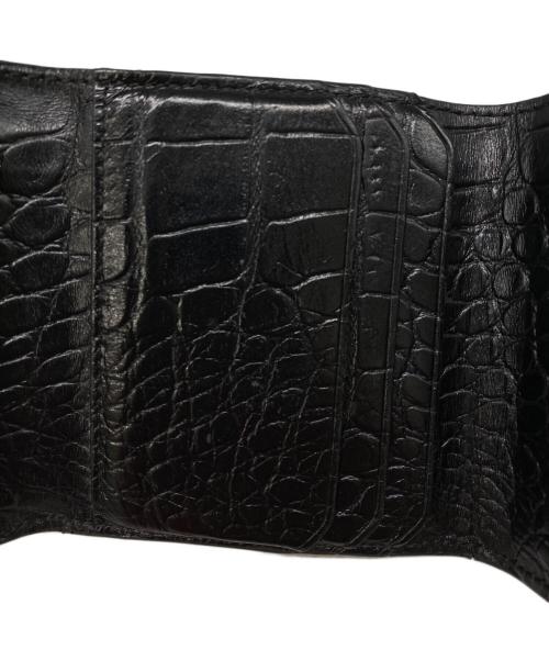 A.P.C.（アーペーセー）A.P.C. (アーペーセー) 型押し3つ折り財布 ブラックの古着・服飾アイテム