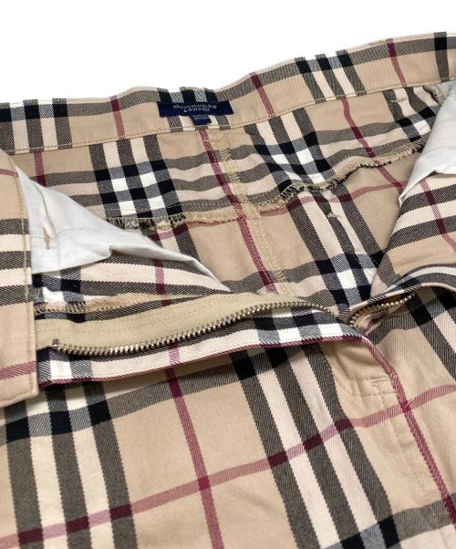 BURBERRY LONDON（バーバリーロンドン）BURBERRY LONDON (バーバリーロンドン) ノバチェック柄スカート ブラウン サイズ:6の古着・服飾アイテム
