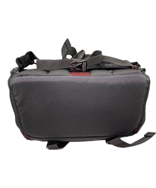 Manfrotto（マンフロット）Manfrotto (マンフロット) メッセンジャーバッグ ブラックの古着・服飾アイテム