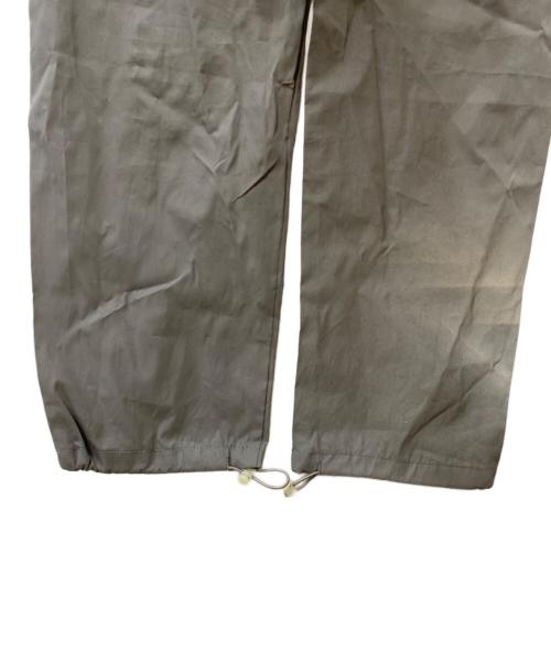 FOG ESSENTIALS（フィアオブゴッド エッセンシャル）FOG ESSENTIALS (フィアオブゴッド エッセンシャル) ナイロンパンツ グレー サイズ:XLの古着・服飾アイテム