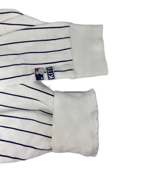 KITH（キス）KITH (キス) MLB (エムエルビー) ヤンキースストライプパーカー ホワイト サイズ:Mの古着・服飾アイテム