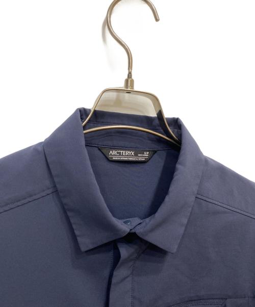 ARC'TERYX（アークテリクス）ARC'TERYX (アークテリクス) SKYLINE LS SHIRT ネイビー サイズ:Sの古着・服飾アイテム