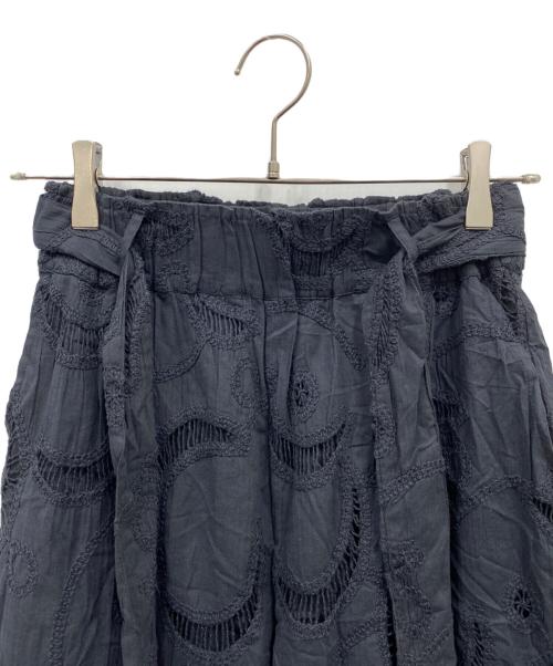 Lily Brown（リリーブラウン）Lily Brown (リリーブラウン) パッチワークレース2WAYパンツ ブラック サイズ:FREE 未使用品の古着・服飾アイテム