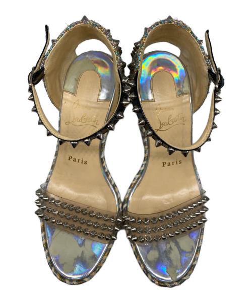 Christian Louboutin（クリスチャン・ルブタン）Christian Louboutin (クリスチャン・ルブタン) スパイク ウェッジサンダル ベージュ サイズ:36の古着・服飾アイテム