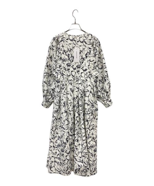 NATURAL BEAUTY BASIC（ナチュラルビューティーベーシック）NATURAL BEAUTY BASIC (ナチュラルビューティーベーシック) ディープスリットボリュームサックワンピース ホワイト サイズ:PS 未使用品の古着・服飾アイテム