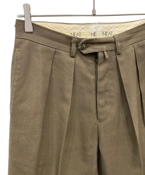 NEAT（ニート）NEAT (ニート) 2タックパンツ オリーブ サイズ:42の古着・服飾アイテム