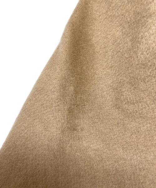 LARDINI（ラルディーニ）LARDINI (ラルディーニ) ブートニエール付カシミヤチェスターコート ベージュ サイズ:48の古着・服飾アイテム