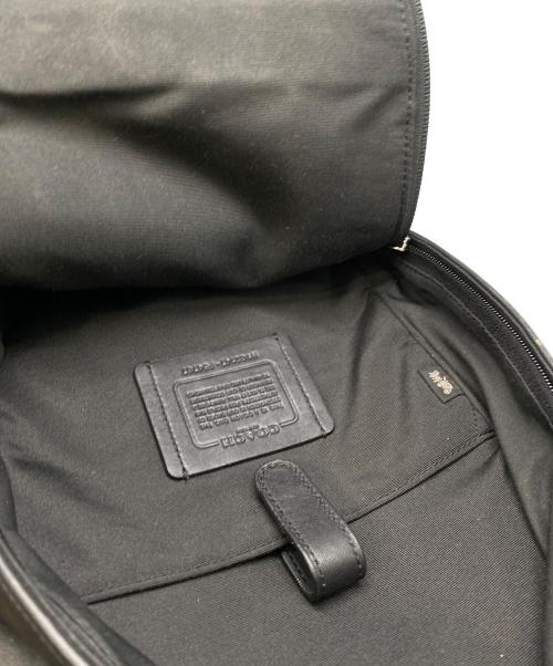 COACH（コーチ）COACH (コーチ) ボディーバッグ ブラックの古着・服飾アイテム