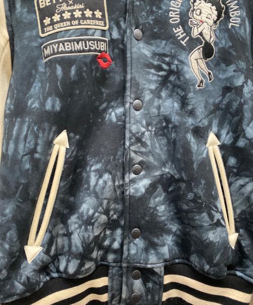 harakiri（ハラキリ）HARAKIRI (ハラキリ) スタジャン ブラック×ホワイト サイズ:Lの古着・服飾アイテム