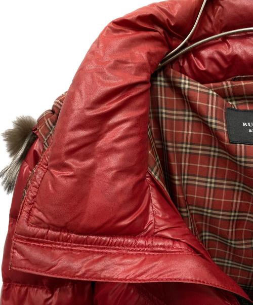 BURBERRY BLACK LABEL（バーバリーブラックレーベル）BURBERRY BLACK LABEL (バーバリーブラックレーベル) ファー付ダウンジャケット レッド サイズ:LLの古着・服飾アイテム